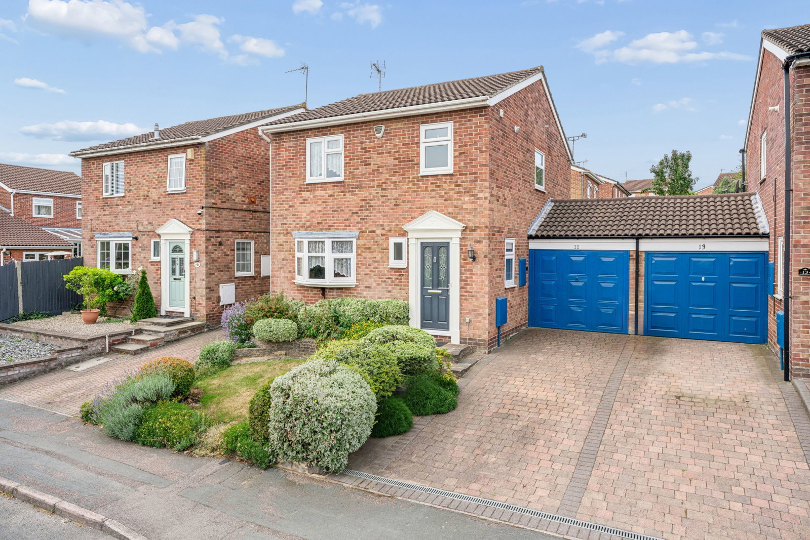 Detached House in Luton