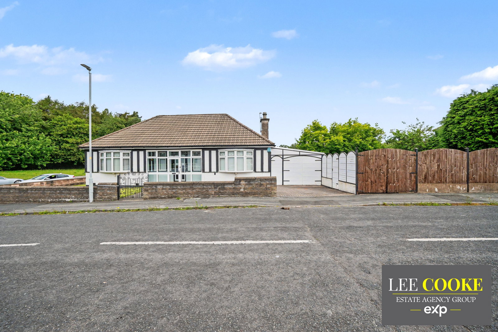 Bungalow in Wolverhampton