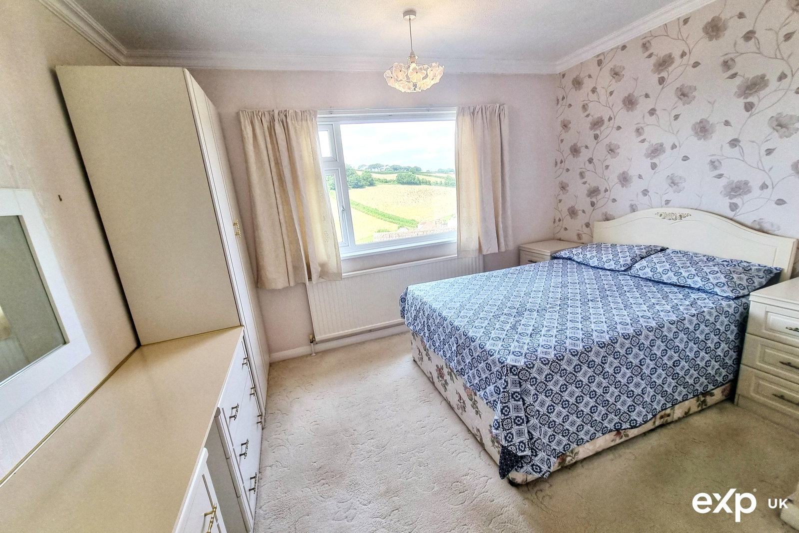 Semi Detached Bungalow in Paignton