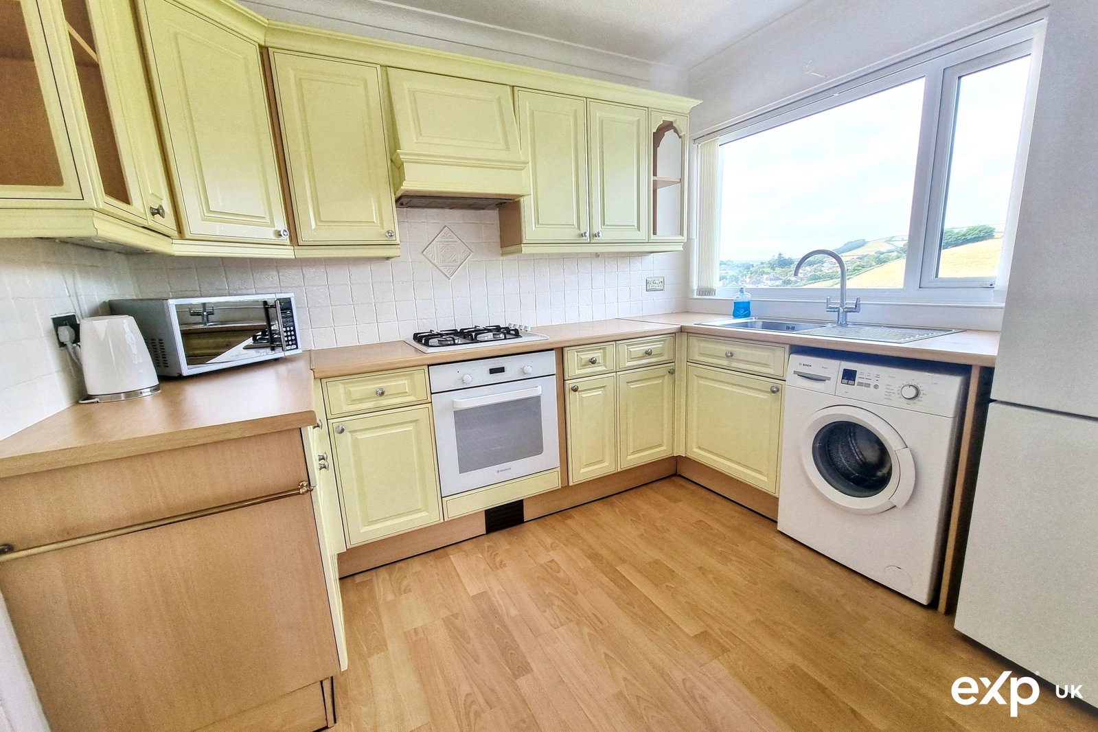 Semi Detached Bungalow in Paignton