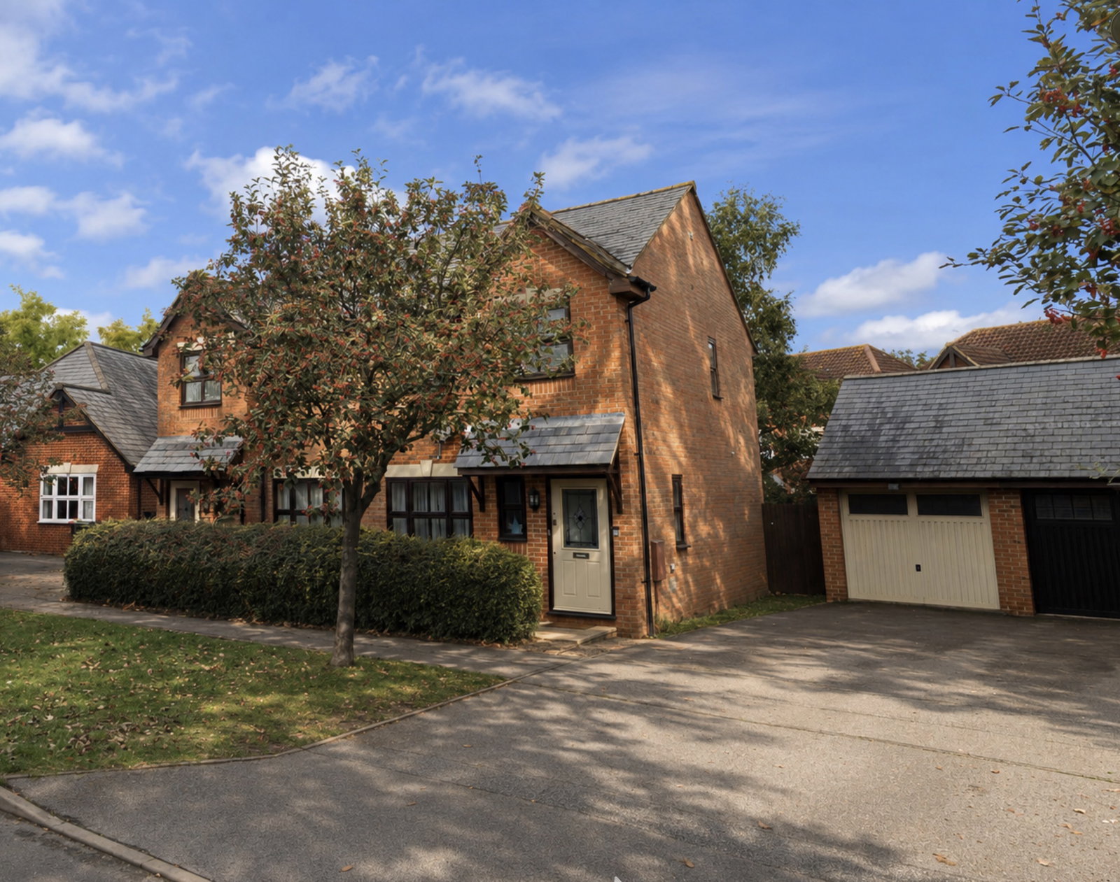 Semi Detached House in Milton Keynes