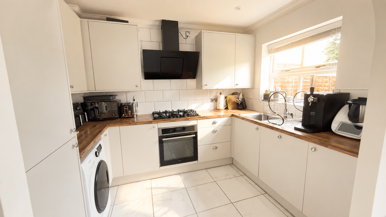 Semi Detached House in Milton Keynes