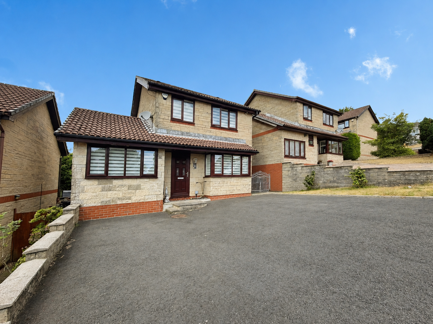 Detached House in Swansea