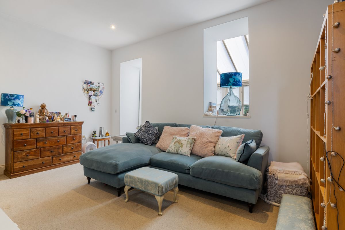 Terraced House in Midhurst 2