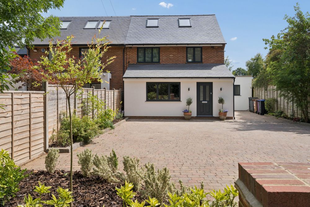 Semi Detached House in Hitchin