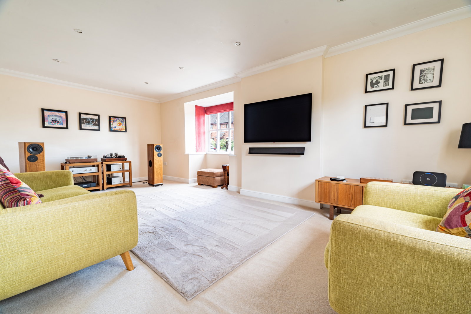 Town House in Milton Keynes