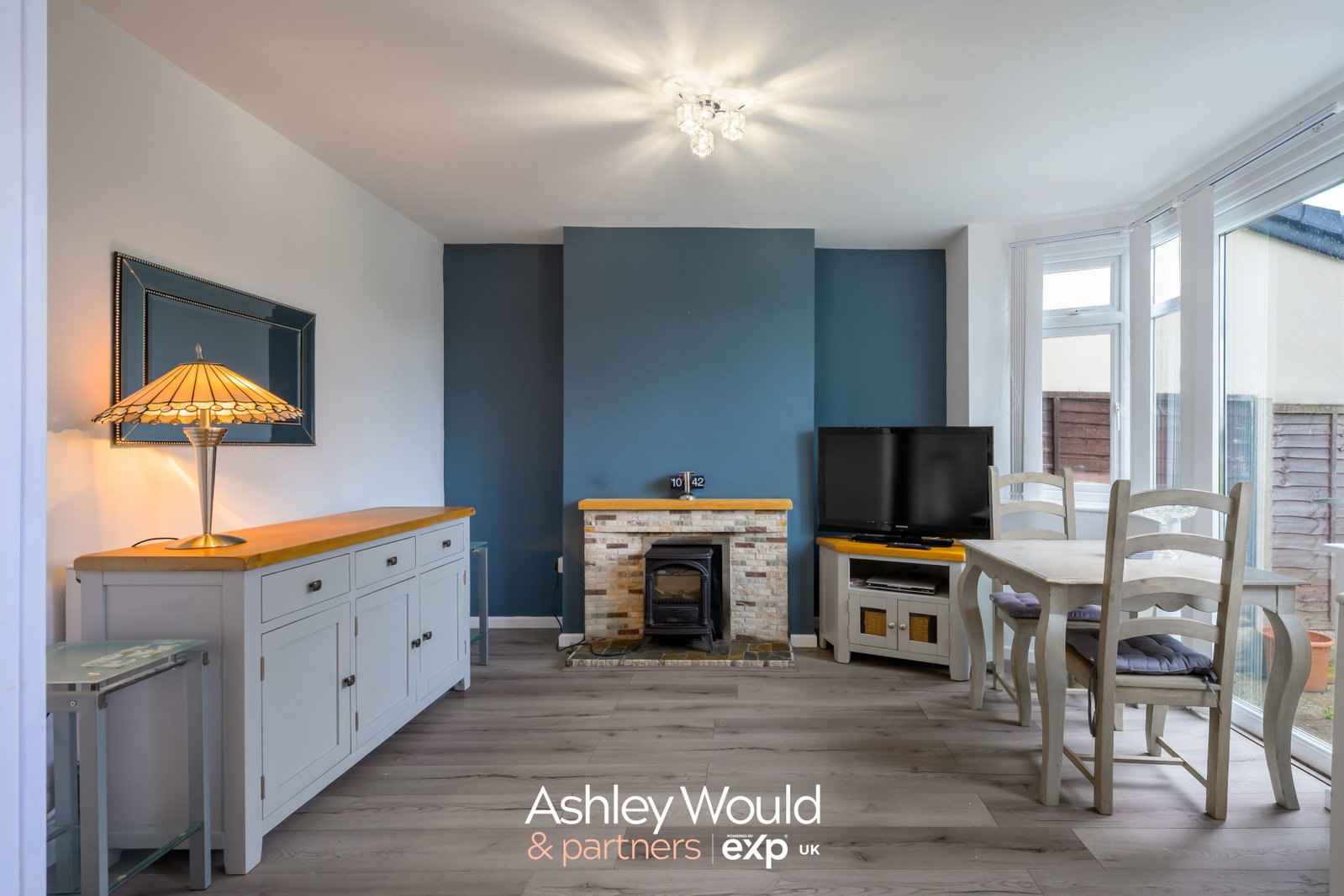 Semi Detached House in Oldbury