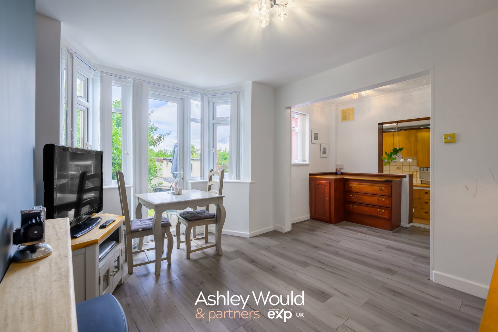 Semi Detached House in Oldbury