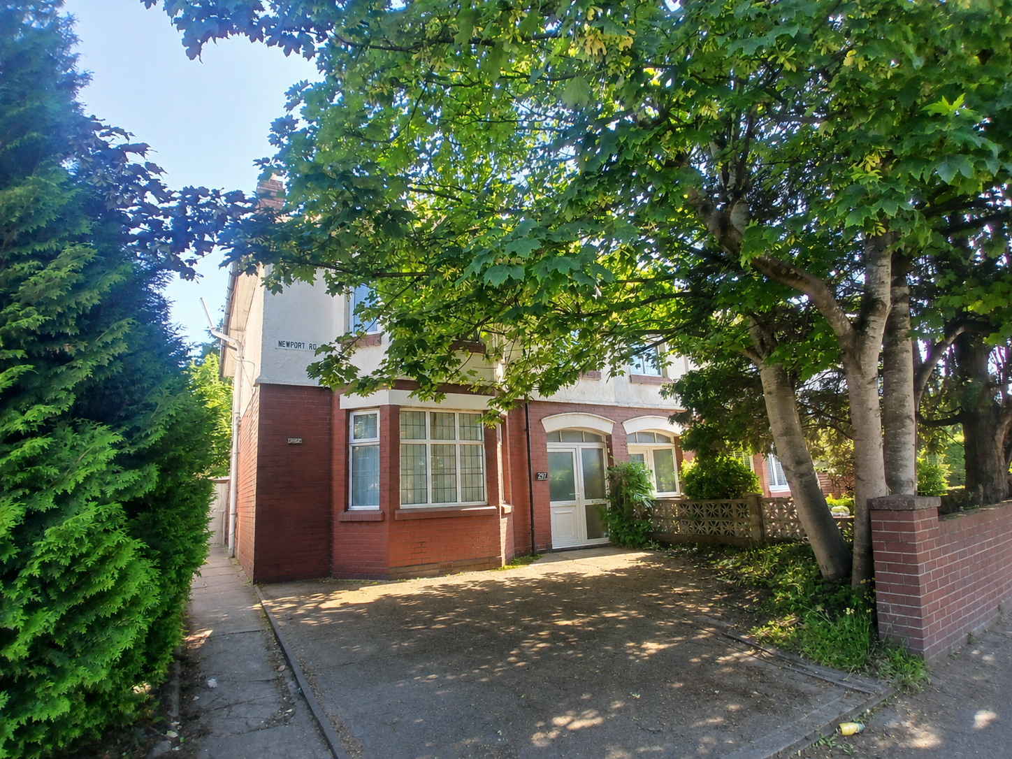 Semi Detached House in Cardiff