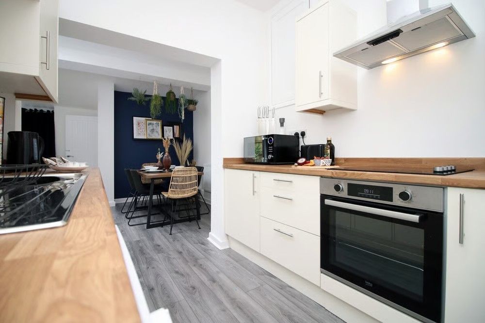 Semi Detached House in Cardiff