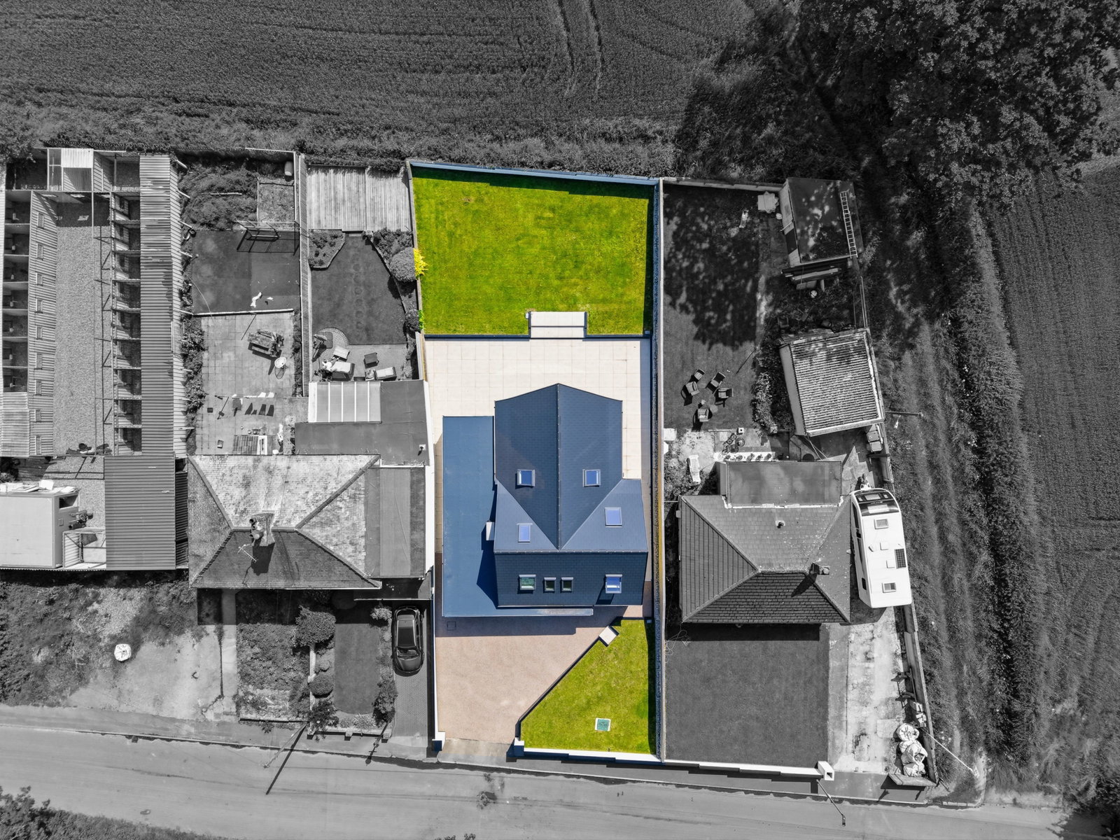 Detached House in Chesterfield 3