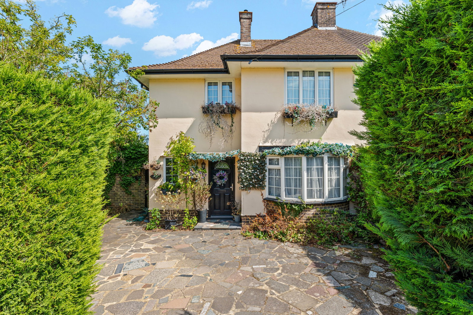 Semi Detached House in Epsom