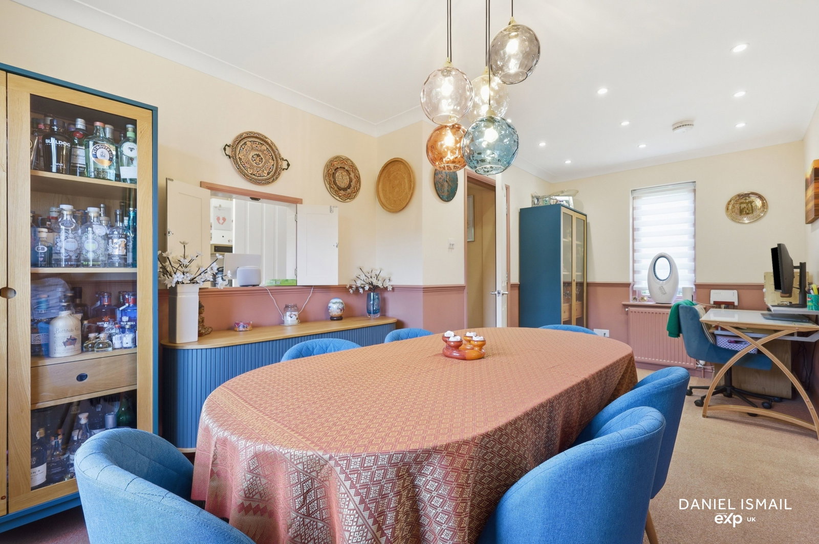 Detached House in Basildon