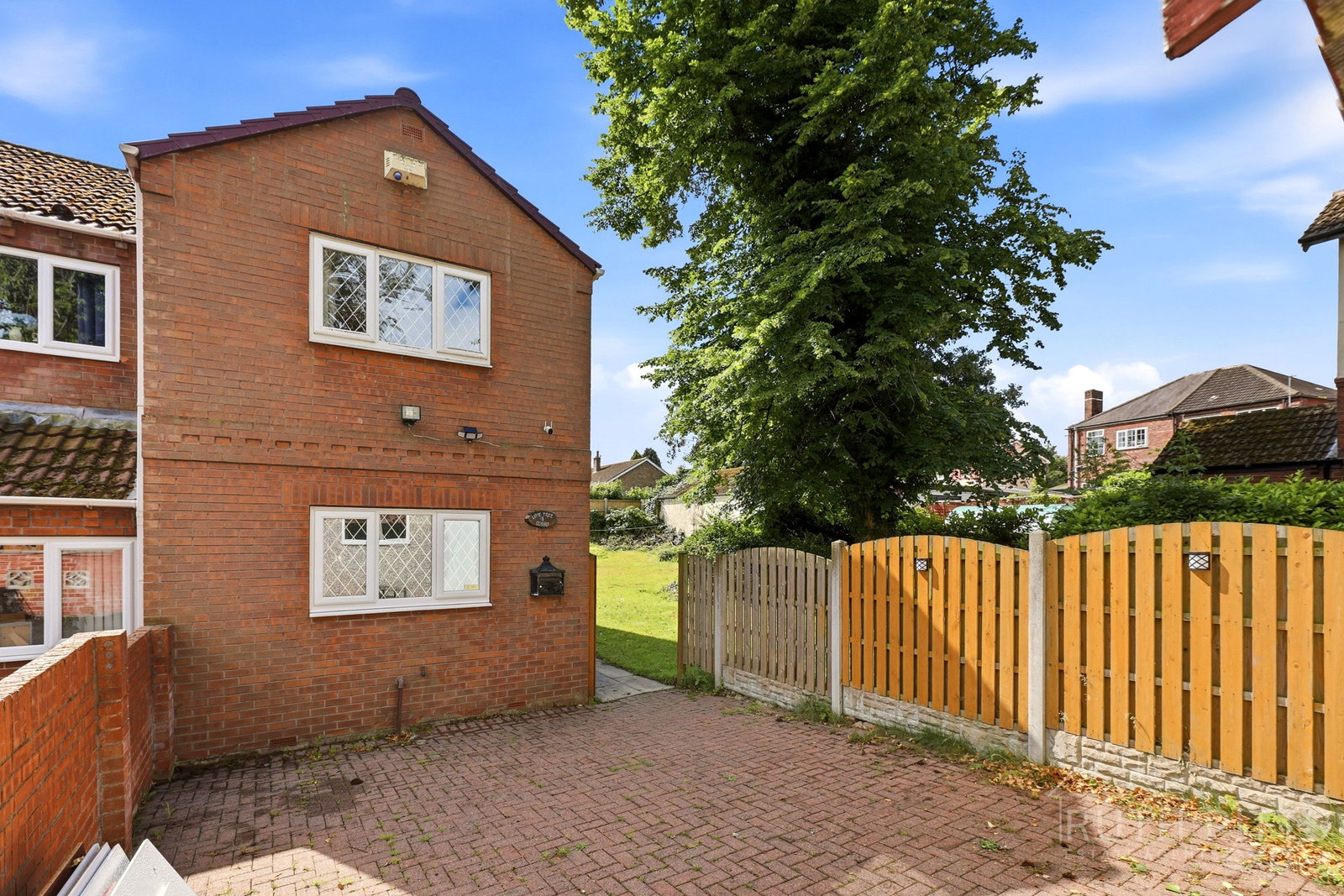 Semi Detached House in Pontefract