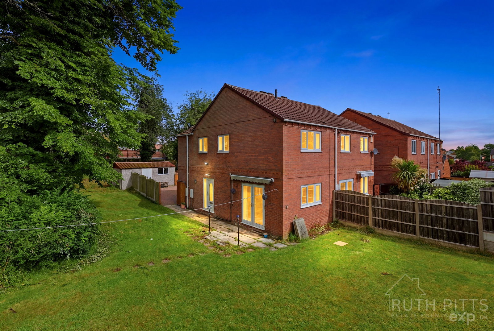 Semi Detached House in Pontefract
