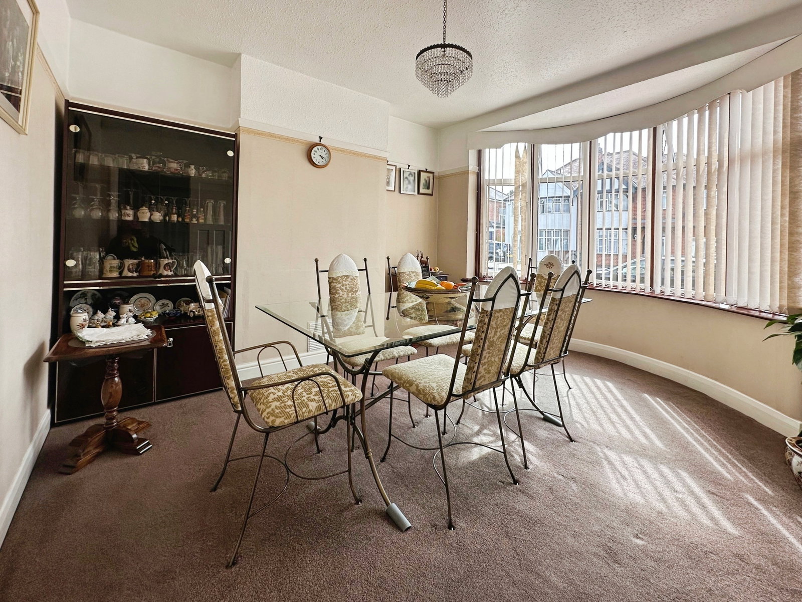 Semi Detached House in Leicester
