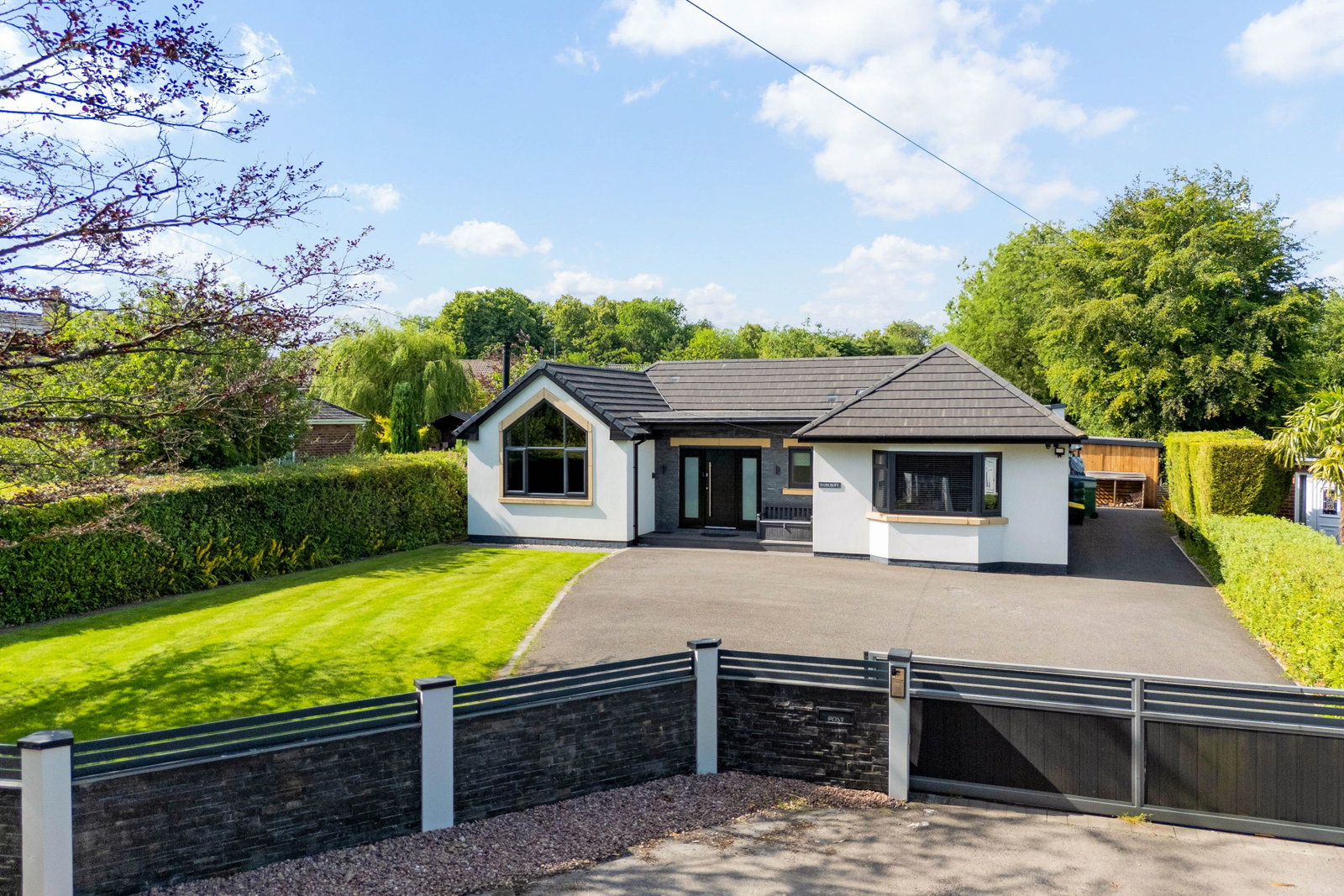 Detached House in Manchester