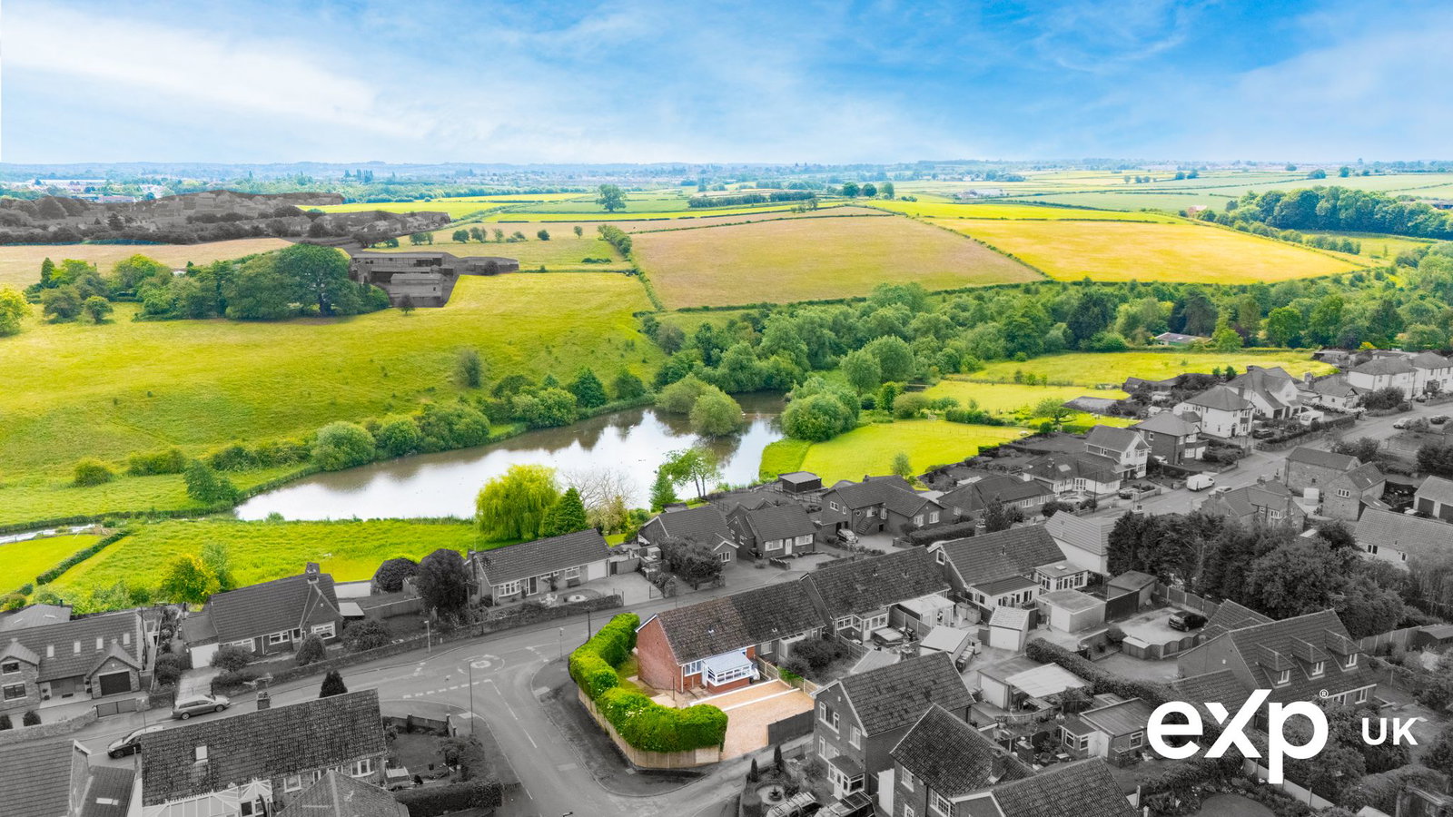 Semi Detached House in Mansfield