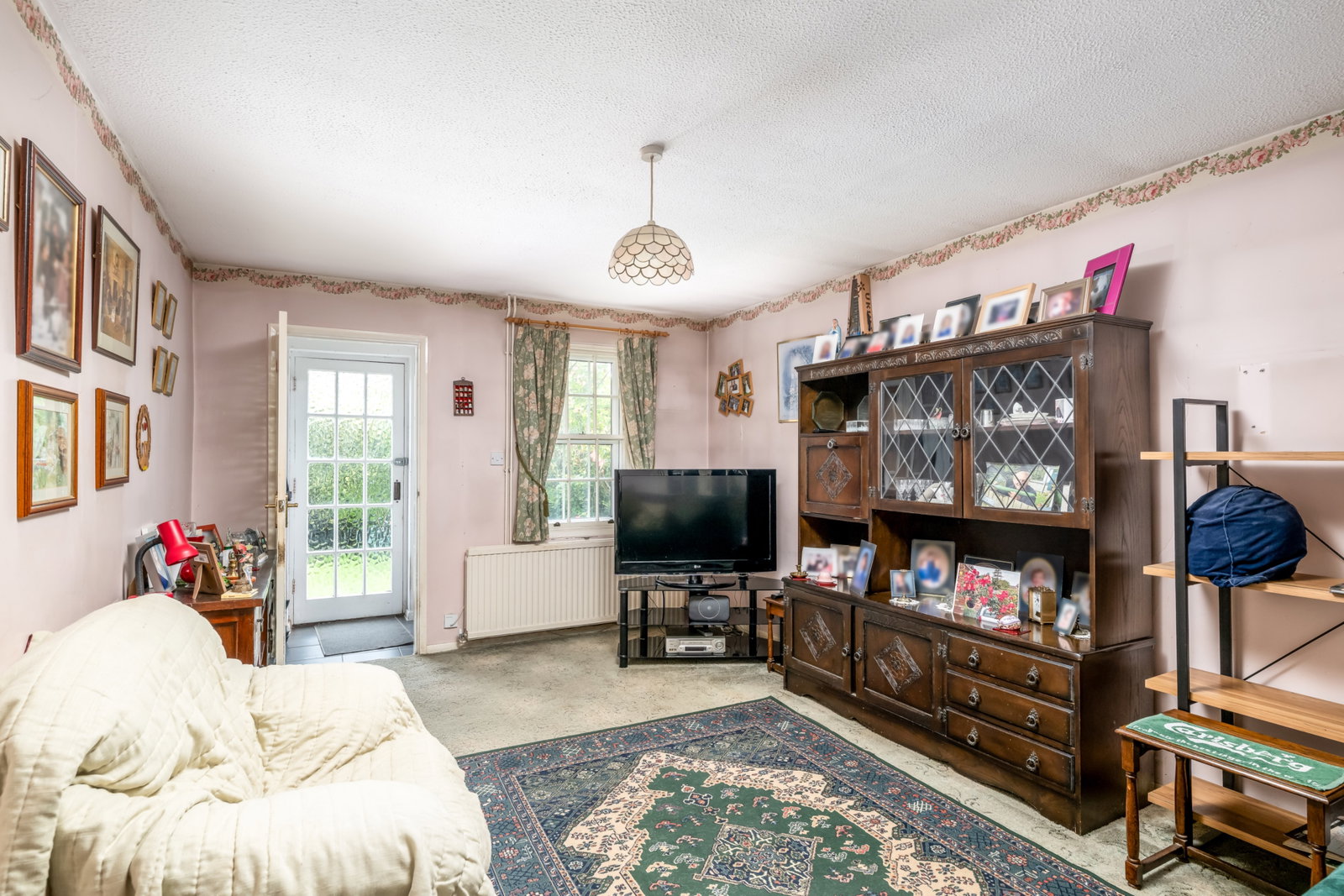Semi Detached House in Leighton Buzzard