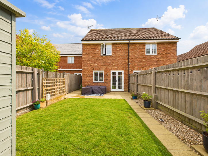 Semi Detached House in Dunmow