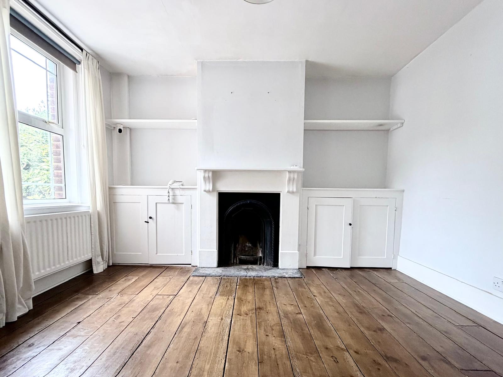 Semi Detached House for sale in West Malling, Offham Road, West Malling, ME19 6RB, 792 m²
