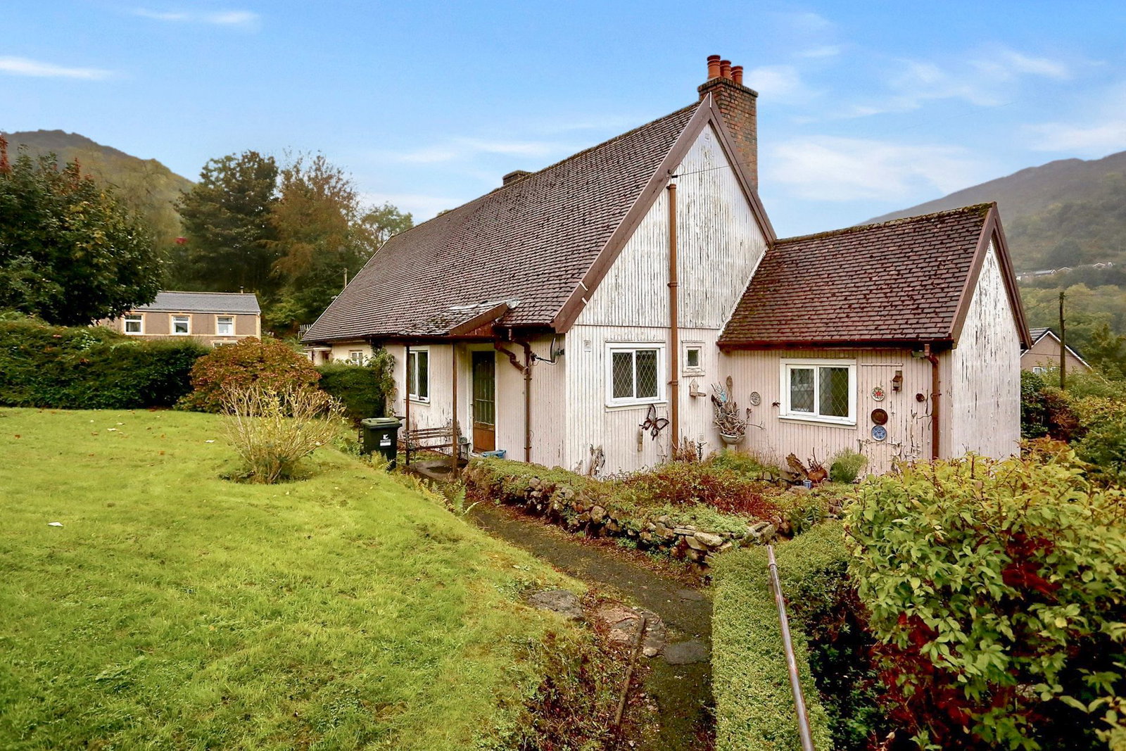 Semi Detached House for sale in Abergavenny, 1 Park Crescent, Clydach, Abergavenny, Monmouthshire, NP7 0LR