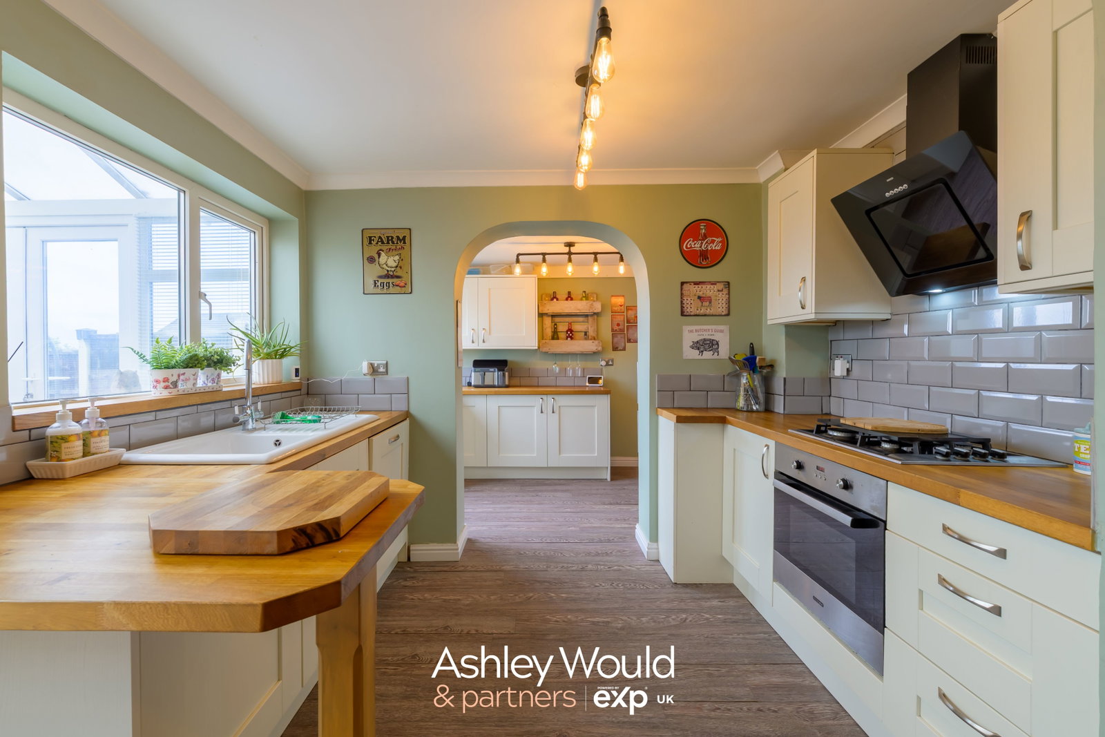 Semi Detached House in Oldbury