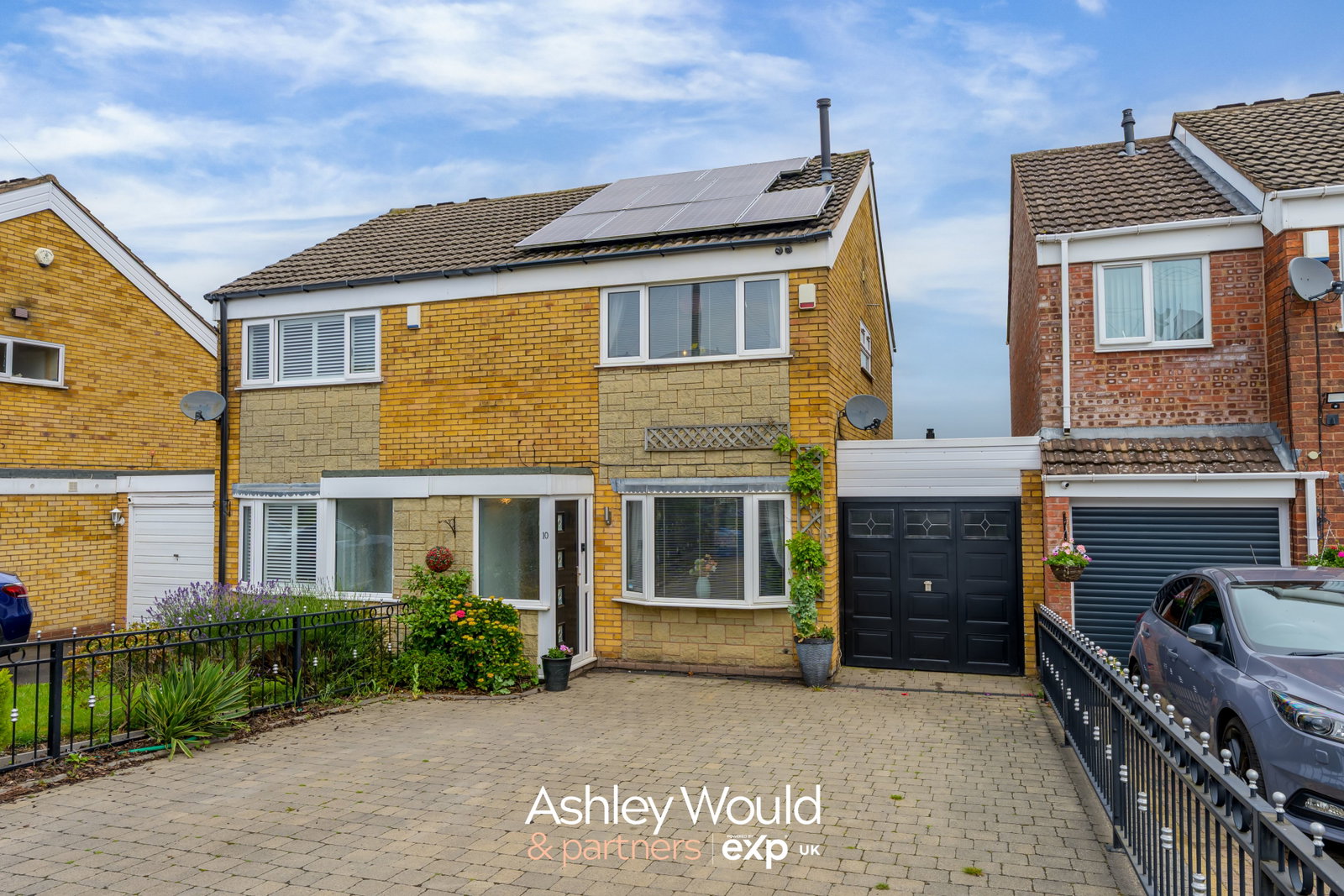 Semi Detached House in Oldbury