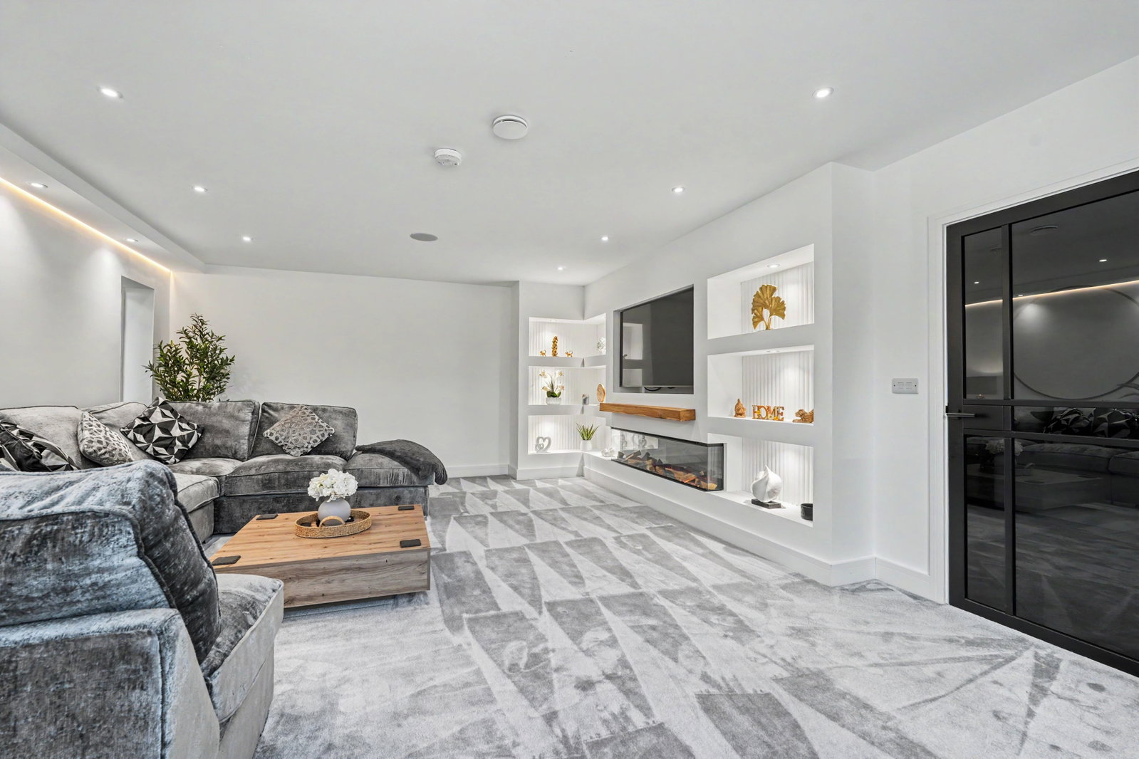 Detached House in Moresby Parks 
