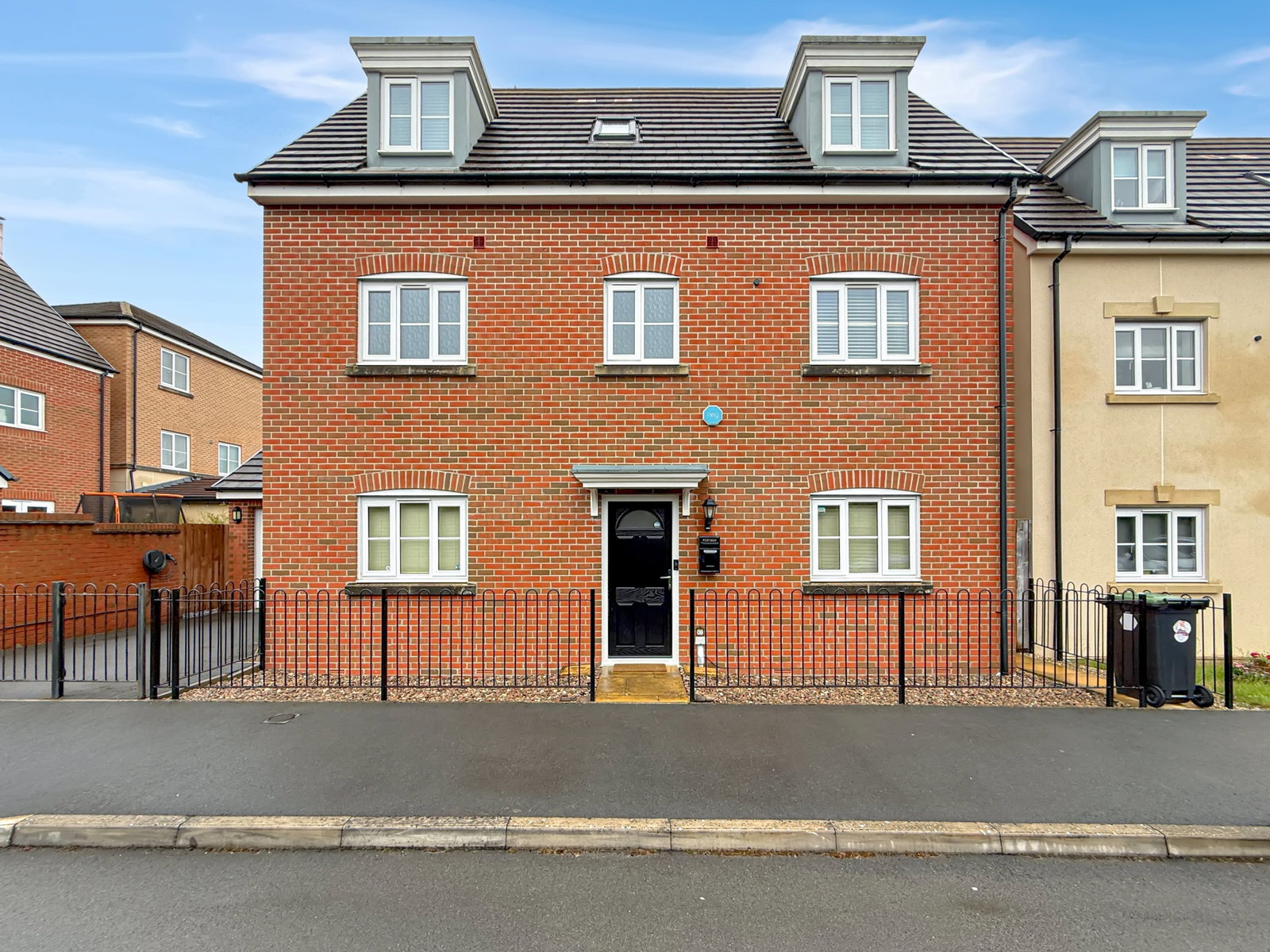 Detached House in Trowbridge
