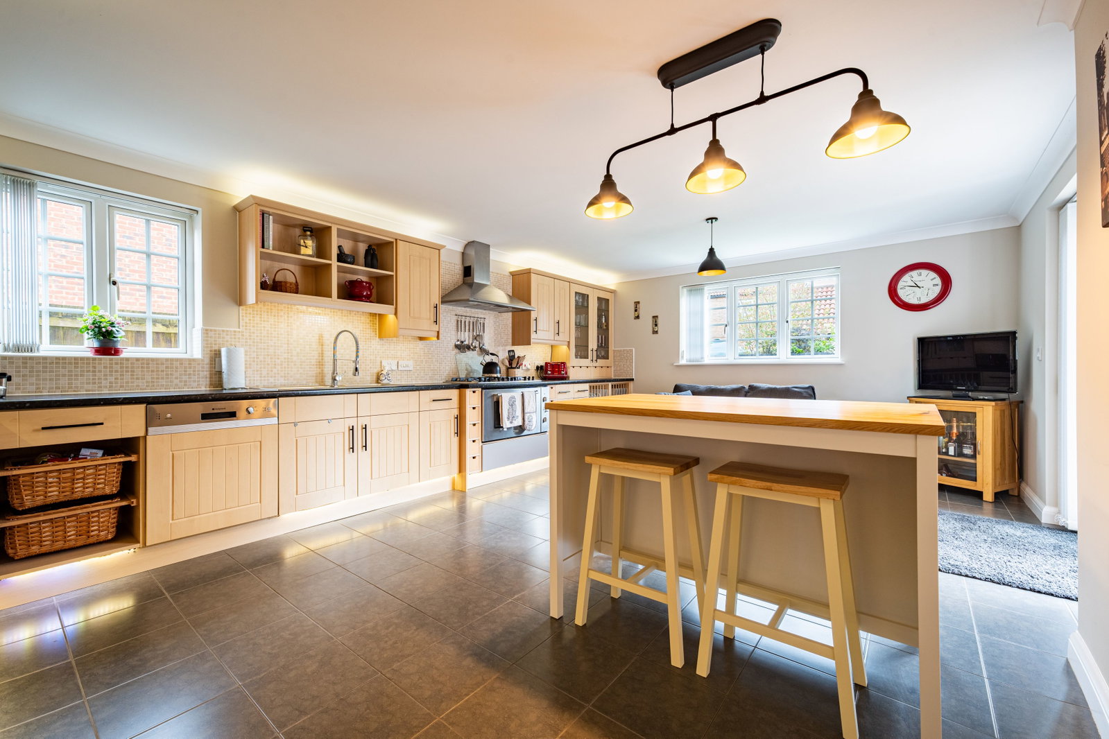 Detached House in Milton Keynes