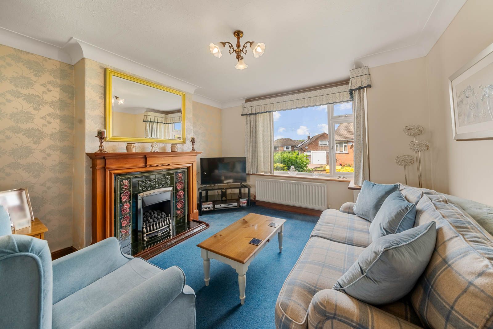 Semi Detached House in Bradford