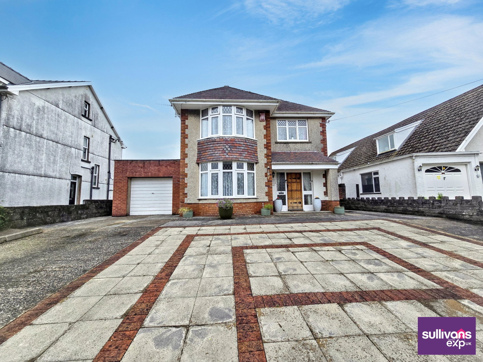Detached House in Swansea