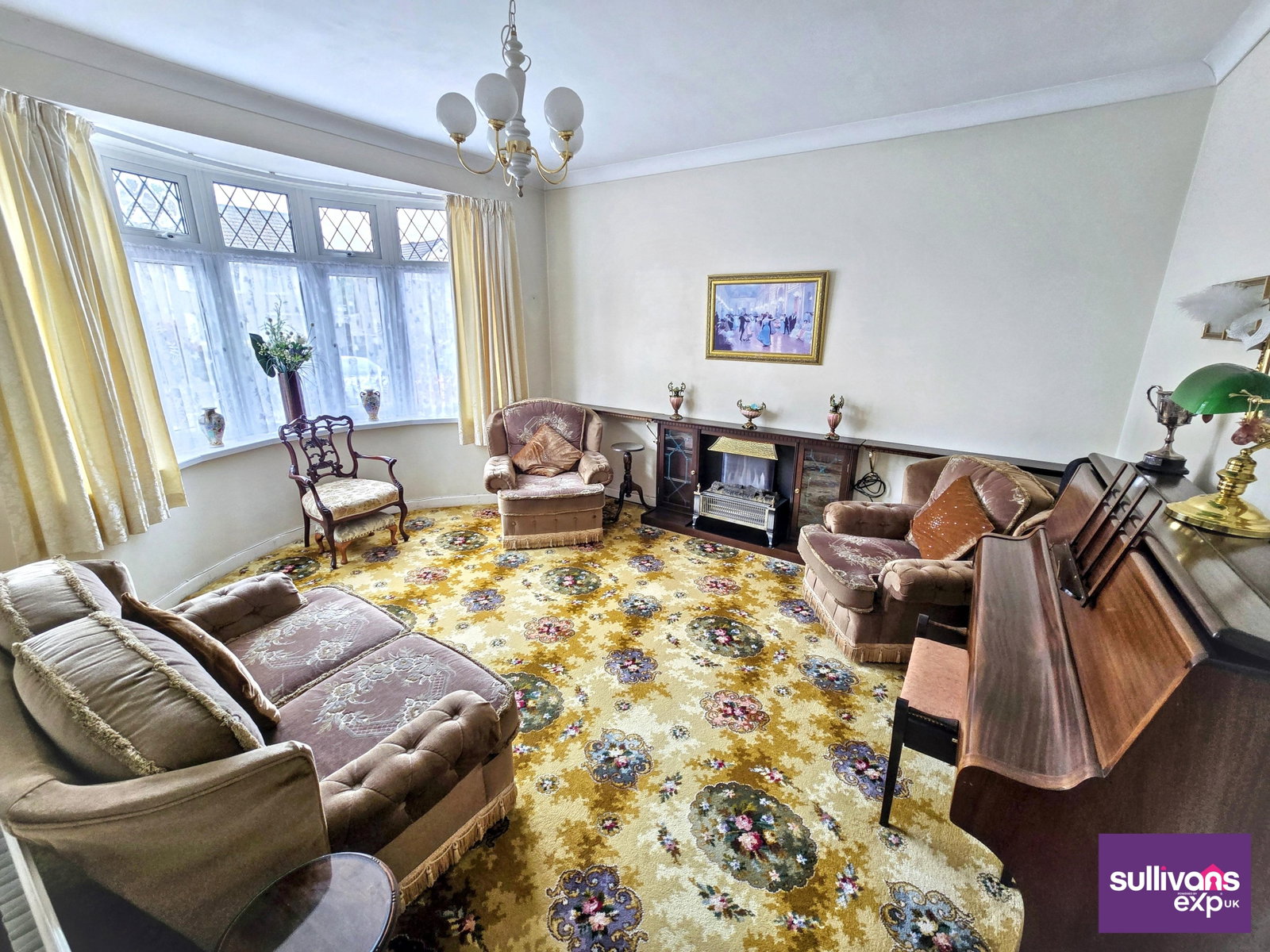 Detached House in Swansea