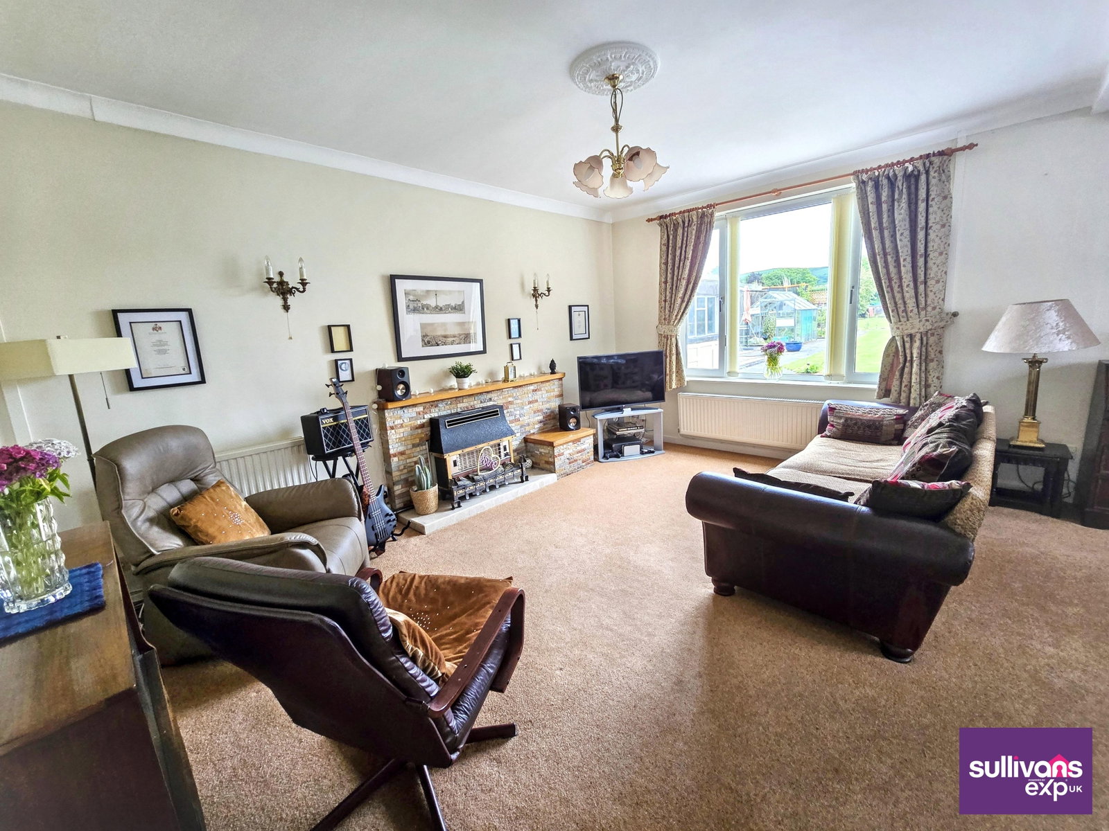 Detached House in Swansea