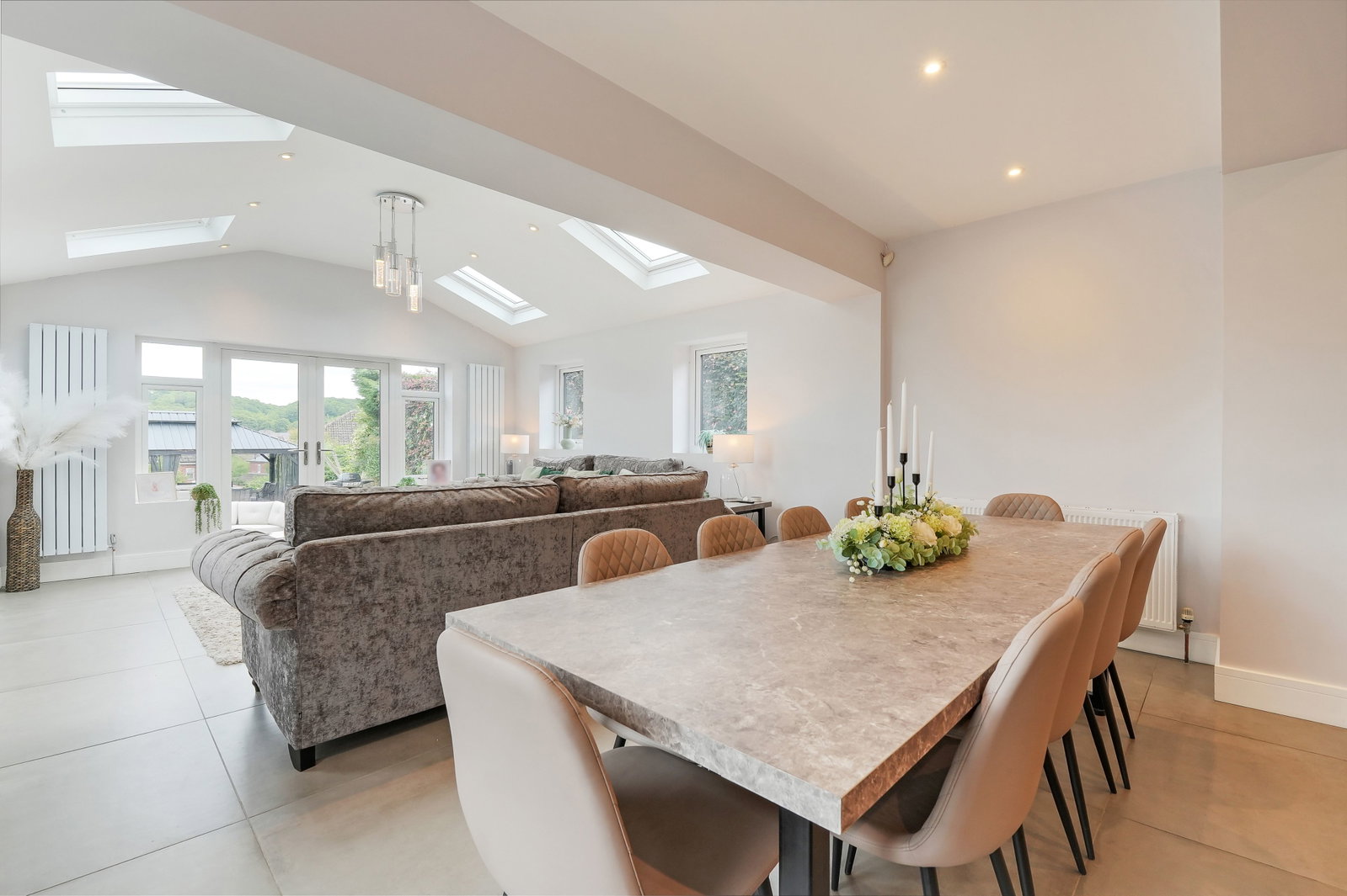 Detached House in Sheffield