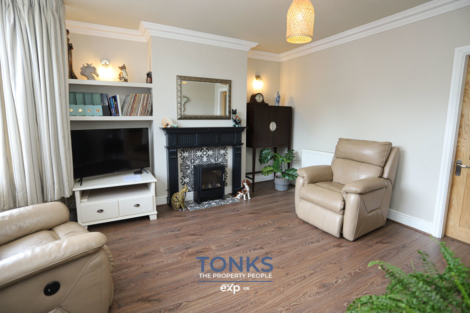 Semi Detached House in Halesowen