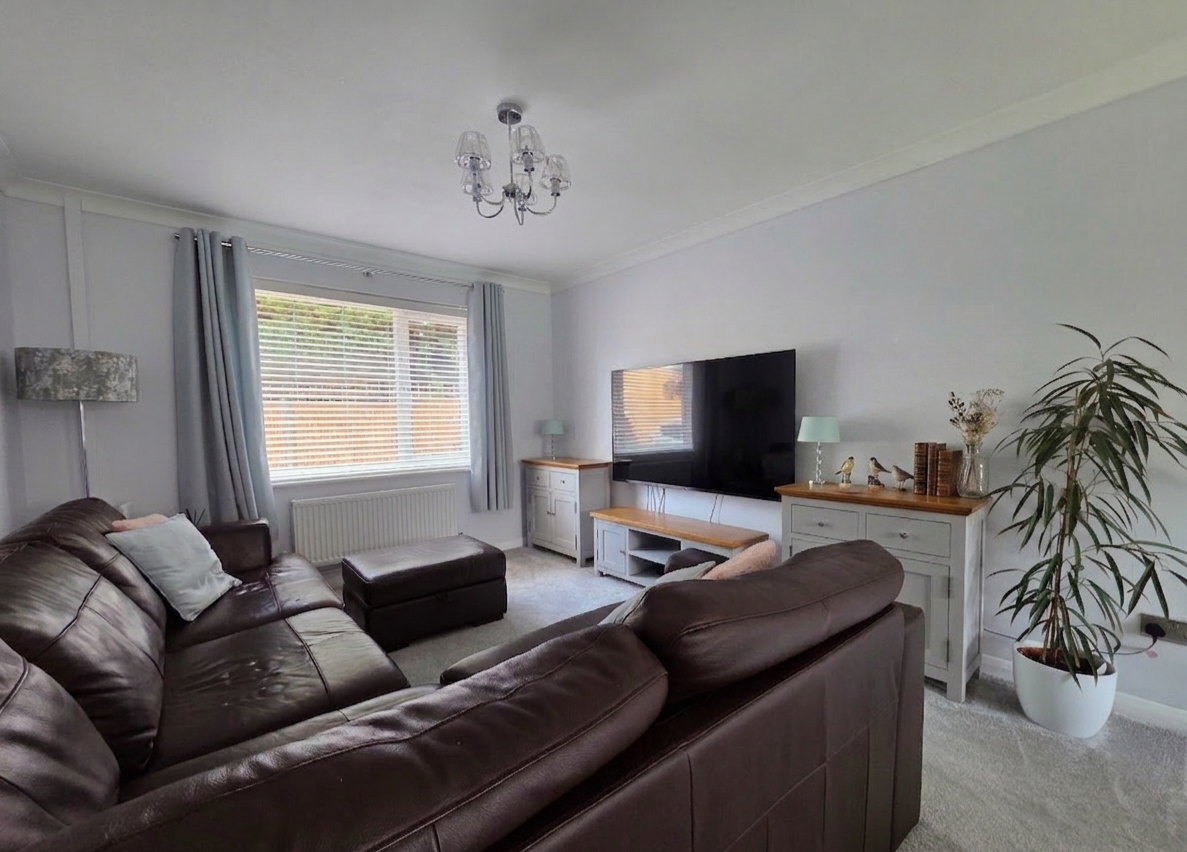 Semi Detached House in Ramsgate