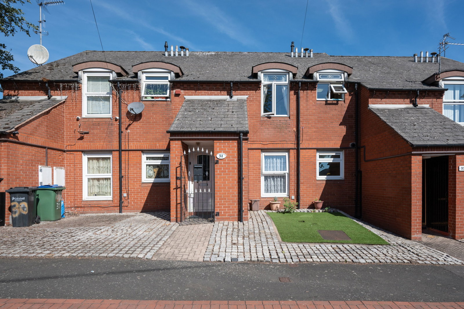 Flat in Tipton