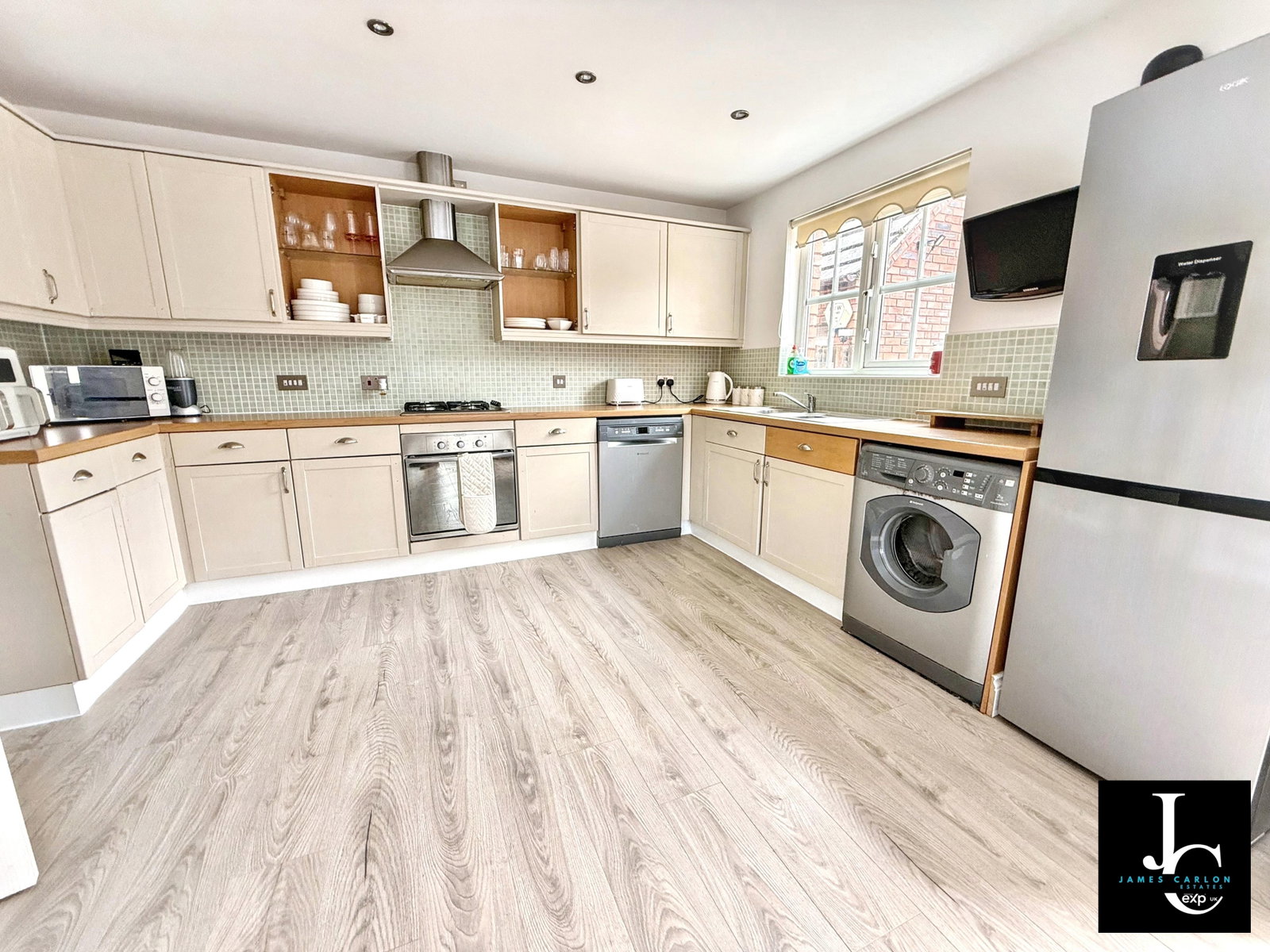 Detached House in Telford