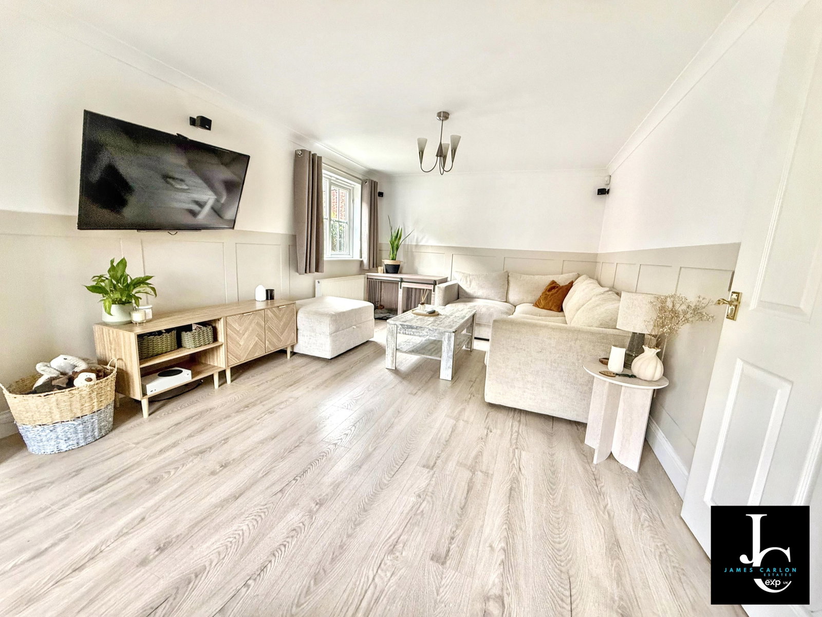 Detached House in Telford