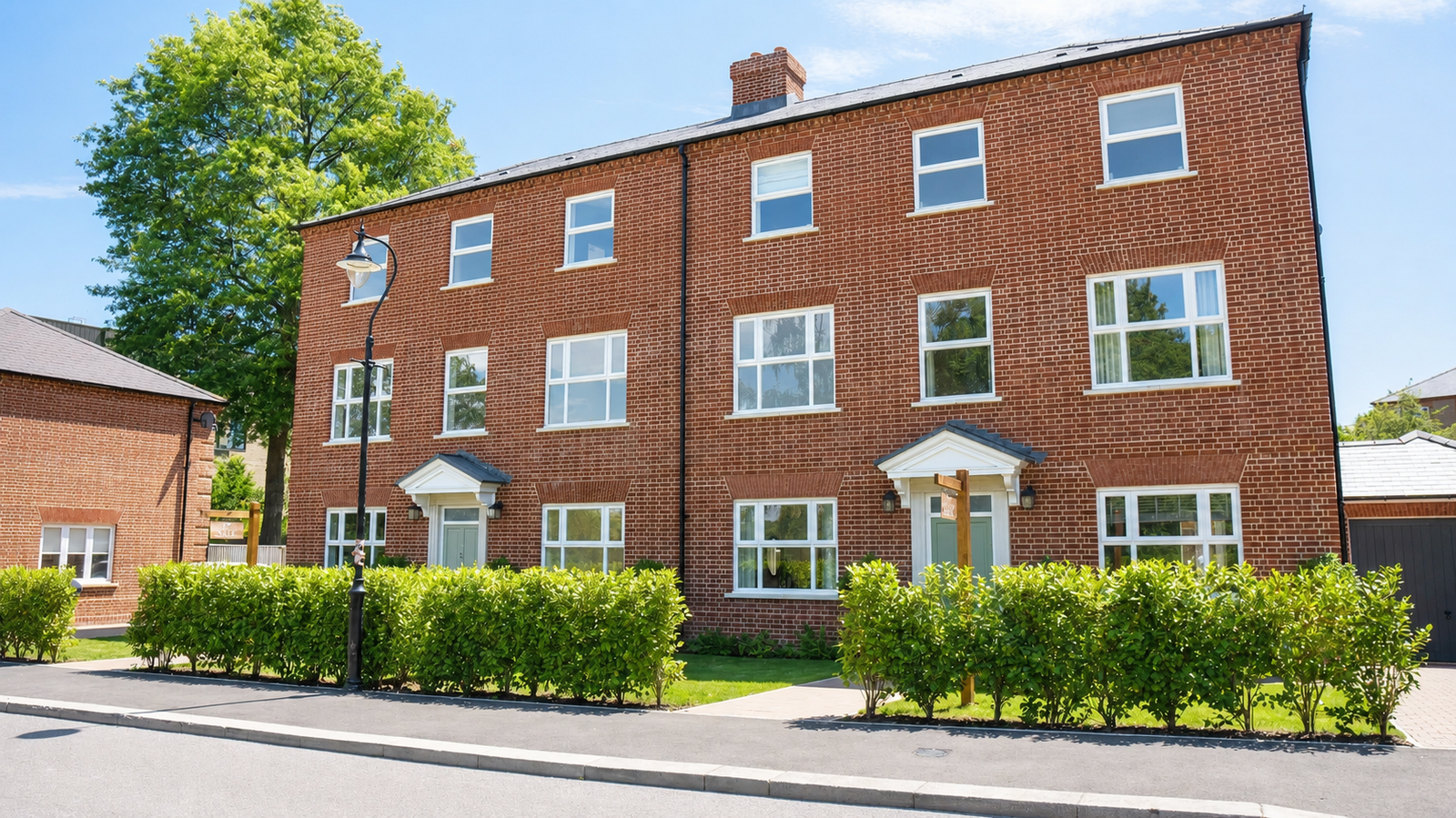 Semi Detached House in Enfield
