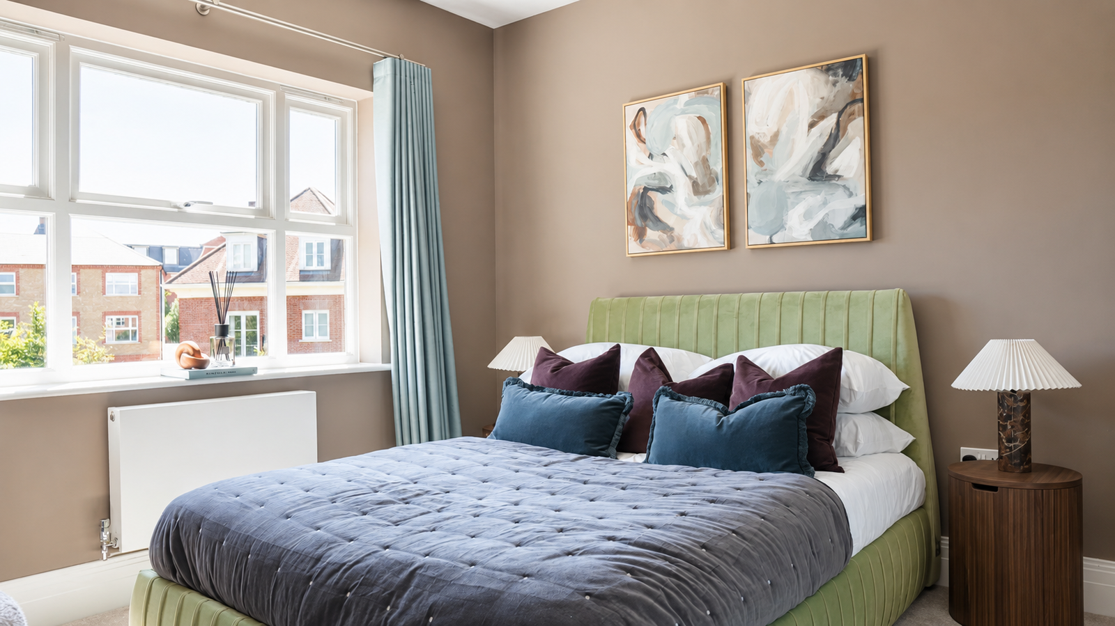 Semi Detached House in Enfield