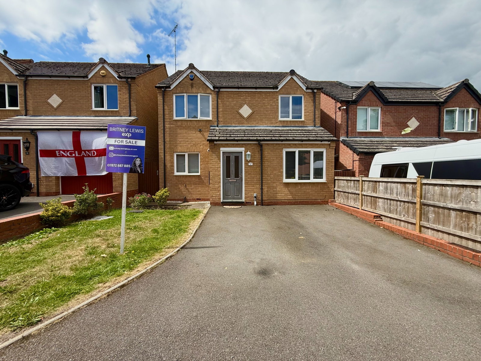 Detached House in Burton-on-trent
