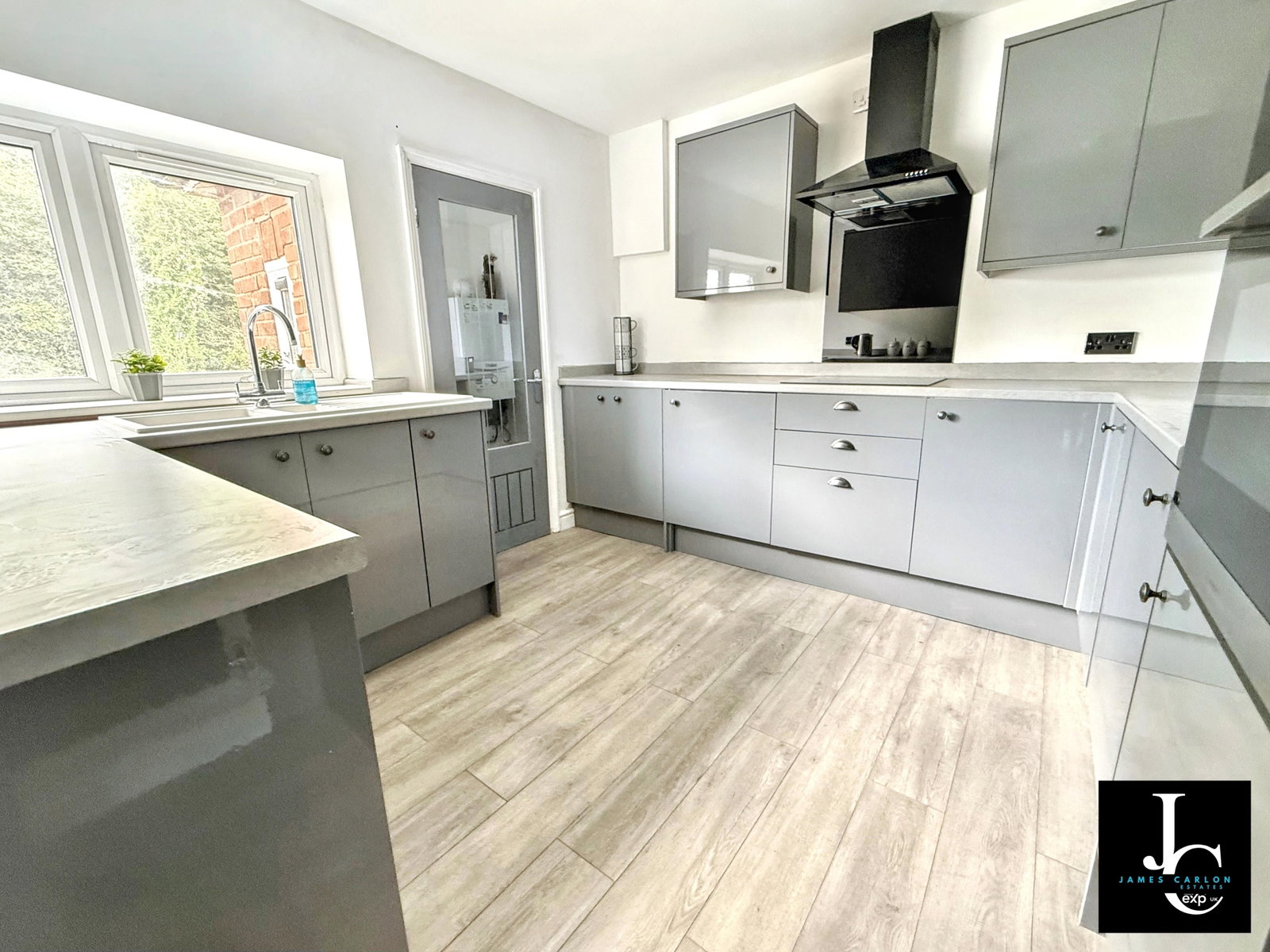 Flat in Telford