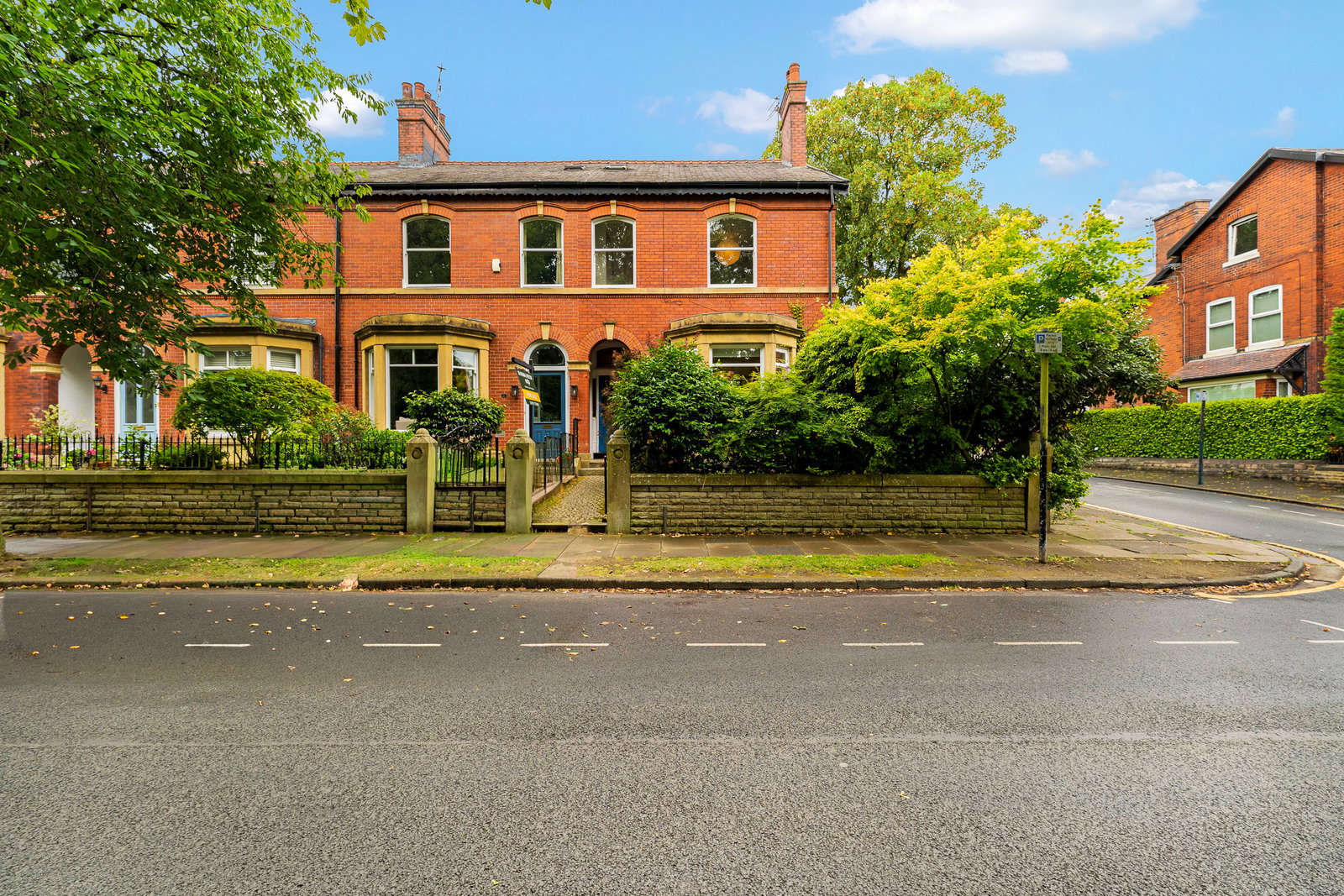 End Of Terrace House for sale in Manchester, Hamilton Road, Whitefield, Manchester, M45 6QW