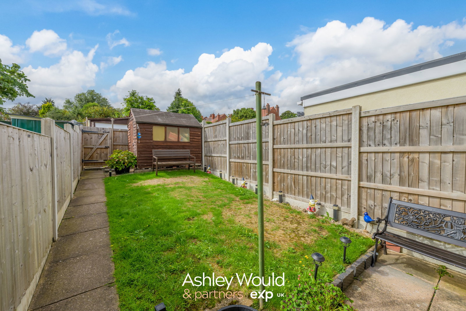Terraced House for sale in Halesowen, Beecher Road, Halesowen, B63 2DN