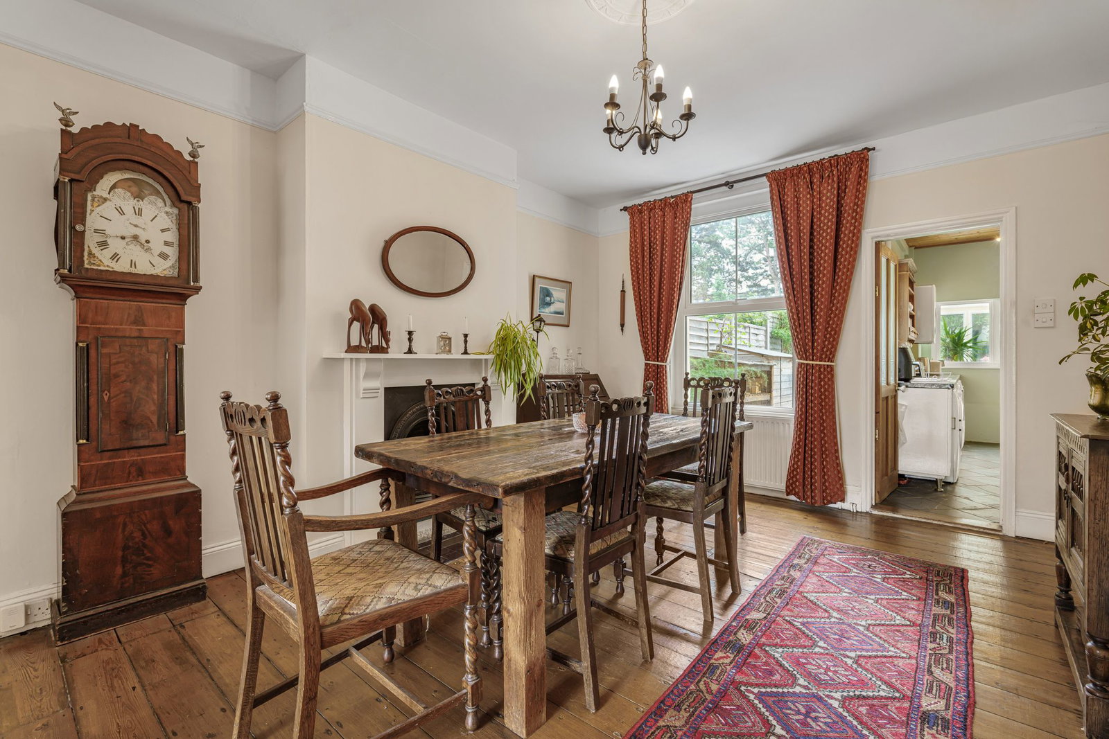 Semi Detached House in Cheltenham