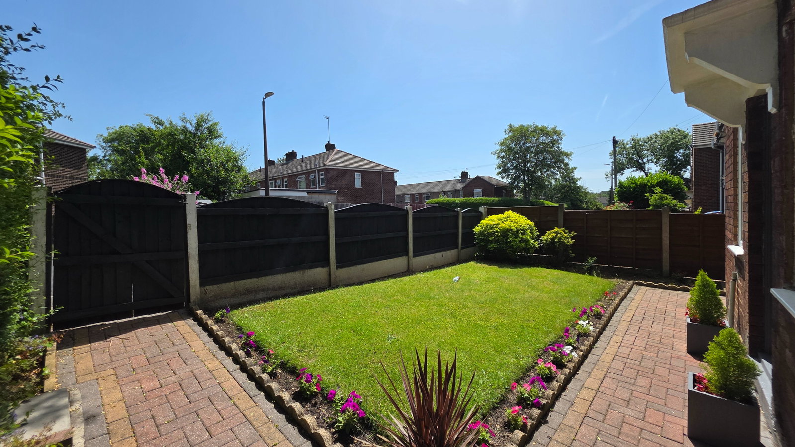 Semi Detached House in Manchester