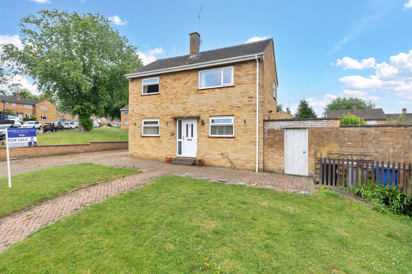 Semi Detached House in Kettering